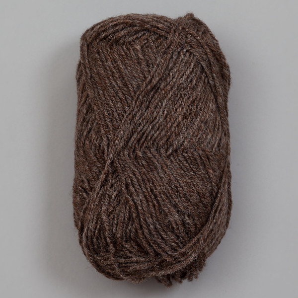 3-tråds strikkegarn - Brun melert (111)