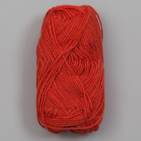 3-tråds strikkegarn - Korallrød (157)